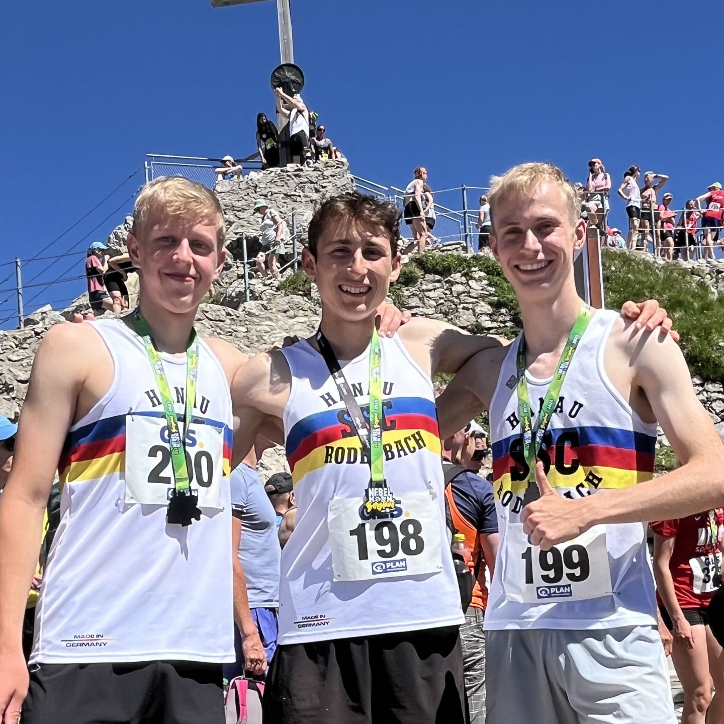 Althaus, Bertsch und Winterstein holen Sensations-Teamgold bei Berg-DM – Jugend und Juniorinnen ebenfalls Mannschaftsmeister!