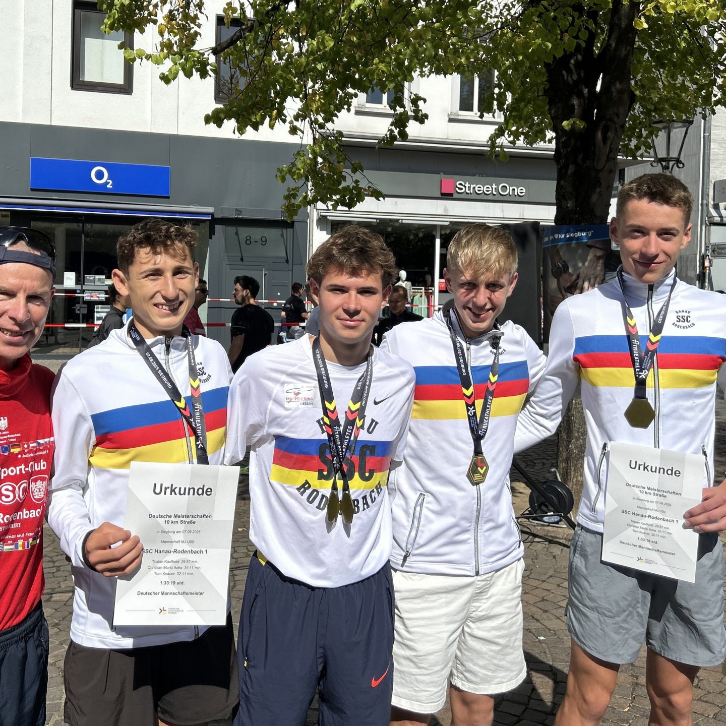 Kaufhold (U20), Völker (U18) und U20-Jugend Deutsche Straßenlaufmeister – 3x Gold für die SSC-Jugend-Asse!